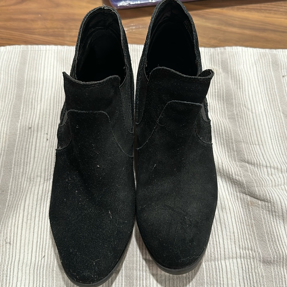 Me Too Black Booties Size 8